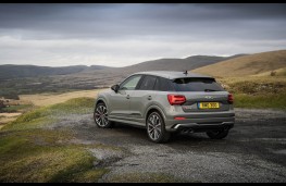 Audi SQ2, rear static